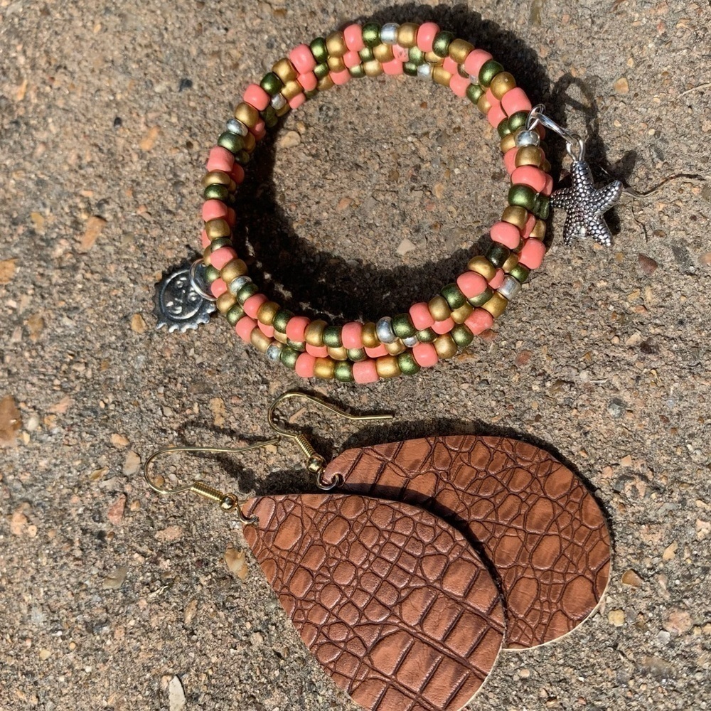Beaded bracelet and faux leather earrings gift set beach starfish sun charms